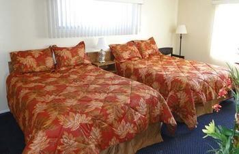 White Sands Beach Resort Холмс-Бич Экстерьер фото